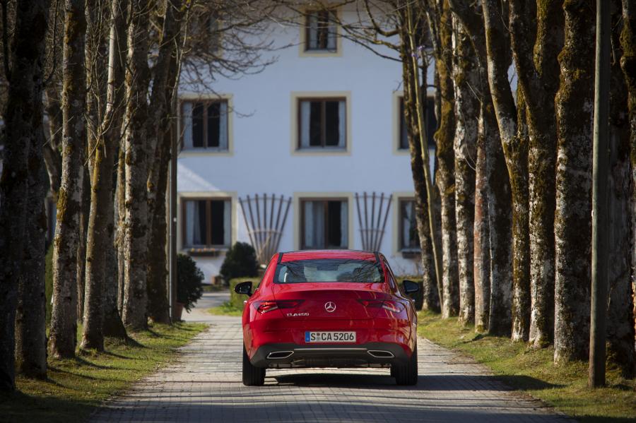  Mercedes-Benz CLA200 (W118) 2019 года  (WW) (фото 4 из 26)